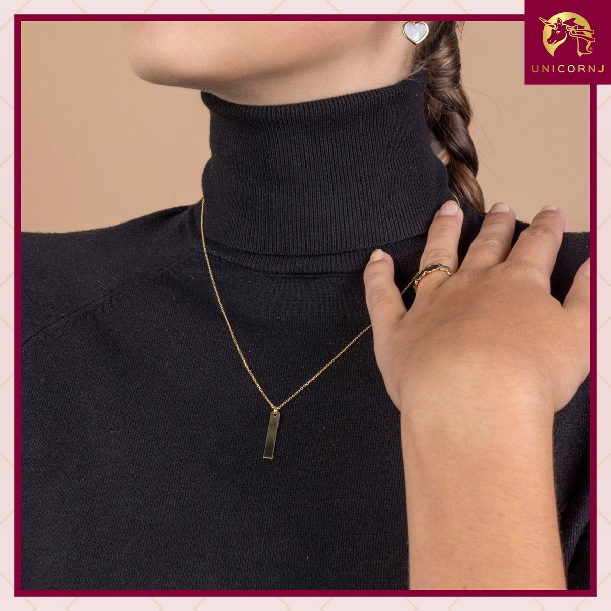 14K Yellow Gold Engravable Vertical Bar Pendant Necklace