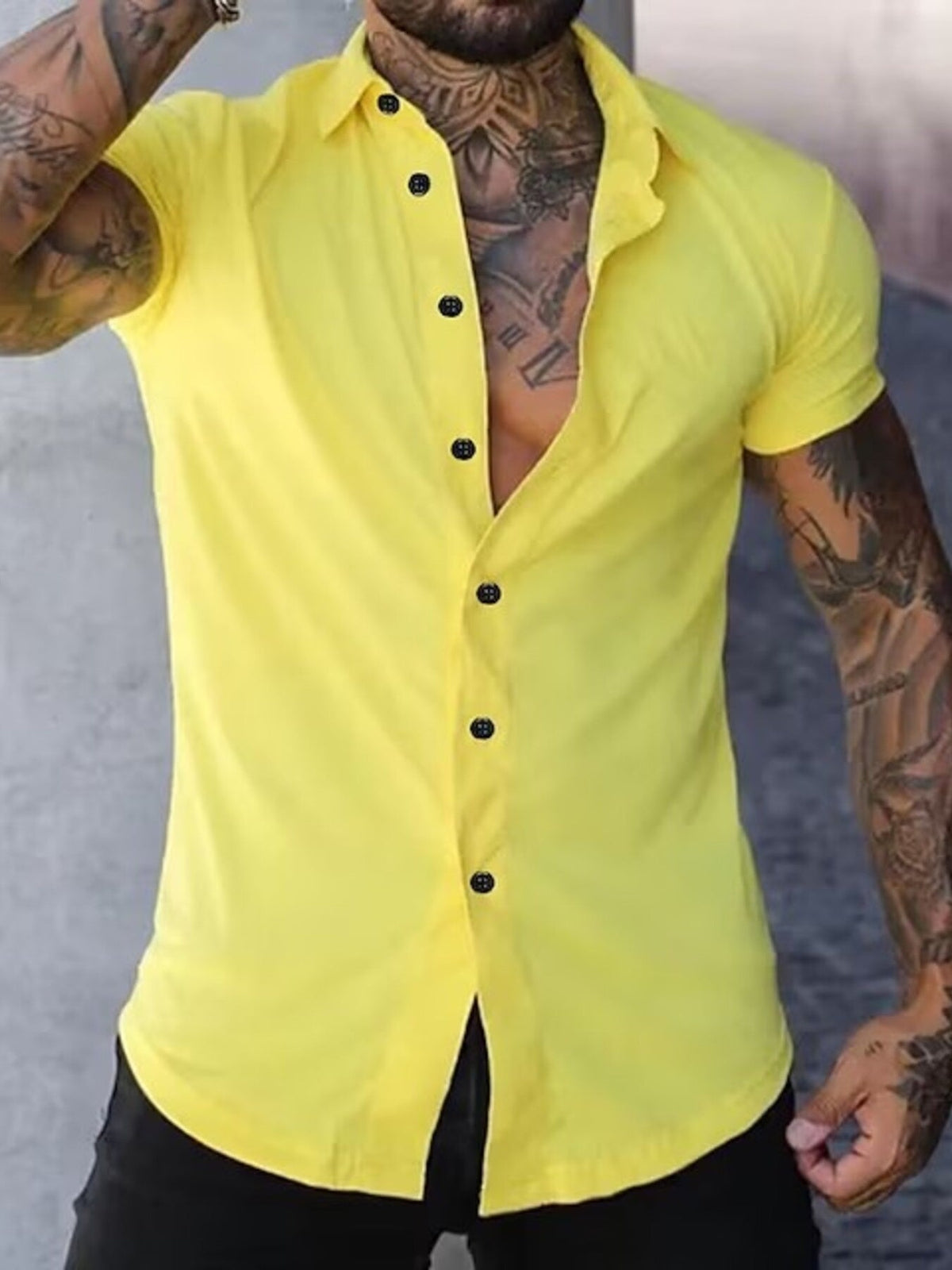 Men's Slim-Fit Short-Sleeve Button-Down Shirt