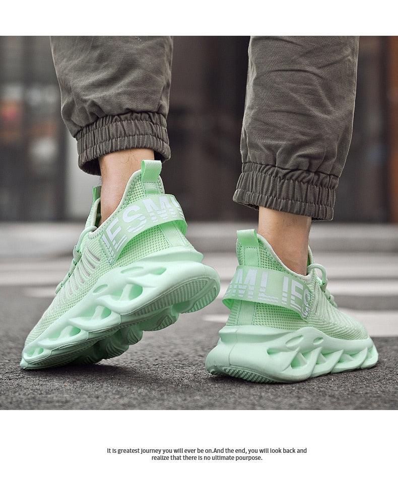 Men's Luxury Sneakers Autumn Mens Casual Shoes Lace-Up Breathable Light Running Tenis Shoes Modern Sneakers Breathable Black Trendy Sneakers